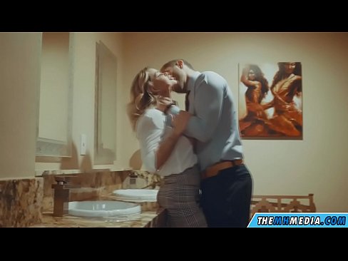 ❤️ Kai krūtininga blondinė vilioja tave viešajame tualete ❤ Porno prie lt.aircoolershop.top ❌️❤